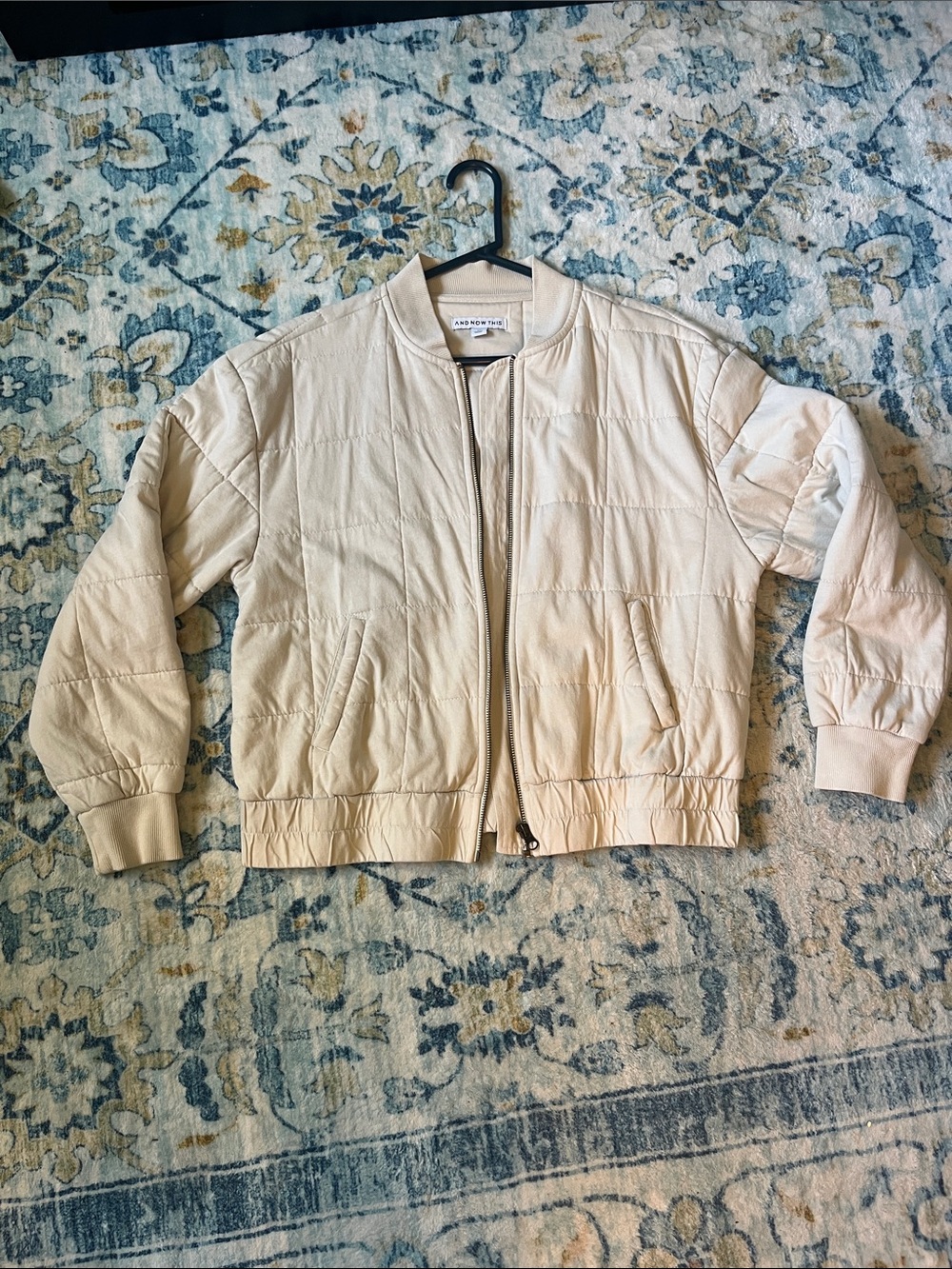 Quilter Bomber Jacket EUC in Cream